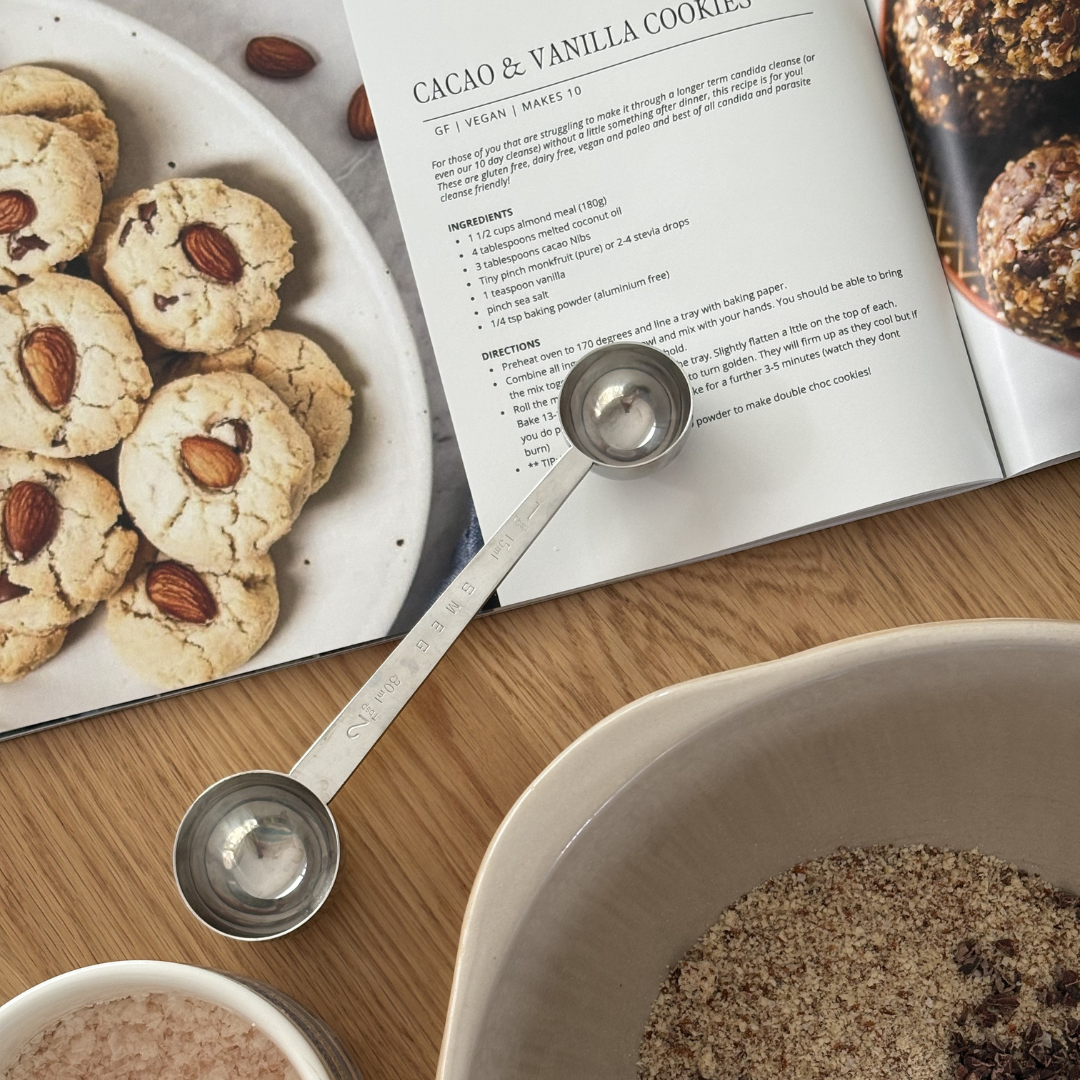 The Cleanse Guide & Recipe Book (Hardcopy)